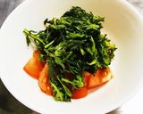 生春菊とトマト ごまゴマ和え サラダ作り方2写真
