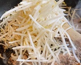 ご飯がすすむ！もやしとミンチ卵の炒めもの作り方4写真