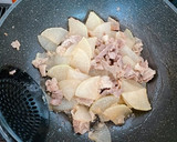 大根と豚肉のしょうが炒め作り方5写真
