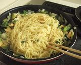 小松菜と薄揚げと新玉ねぎの塩焼きそば作り方8写真