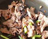 パワーアップ！牛肉とニラの中華風焼きそば作り方5写真
