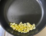 あまったご飯で簡単！ガーリックライス！！作り方3写真