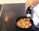 チキンとじゃがいものアヒージョ作り方4写真
