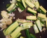 【子ども作ろう】牛肉ときゅうりの炒めもの作り方5写真