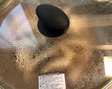 椎茸とセロリとベーコンのチーズ炒め作り方4写真