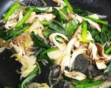 簡単！タコとほうれん草、舞茸のパスタ♪作り方6写真