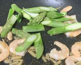 アスパラとブロッコリーのエビ生姜炒め作り方6写真