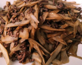 簡単！ごぼうとひき肉のピリ辛炒め作り方4写真