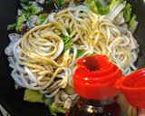 簡単！焼き肉のタレdeホルモン焼きうどん作り方5写真