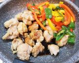 鶏もも肉とパプリカ達の甘酢炒め作り方4写真