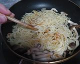 のりカップチーズ焼きそば。作り方1写真