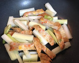 春の味☆うどとさつま揚げの炒め煮作り方5写真