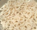 れんこんと豚ひき肉のきんぴら作り方1写真