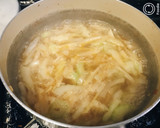 焼きトマトとセロリのオニオンスープ風作り方3写真