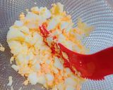 ハム、玉ねぎ、胡瓜の入った卵サンド作り方2写真