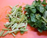 免疫力アップ！舞茸ほうれん草のお味噌汁作り方1写真