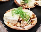 カマンベールチーズ&味噌の和洋折衷ピザ作り方3写真