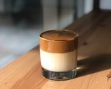 今話題の！ダルゴナコーヒー作り方4写真