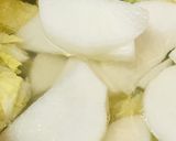 白だしベースの鶏煮込みうどん鍋作り方2写真