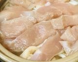 白だしベースの鶏煮込みうどん鍋作り方3写真