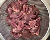 鶏キモ　赤ワイン煮作り方1写真