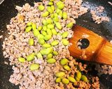 ひき肉と冷凍枝豆の春巻　節約レシピ30個作り方3写真