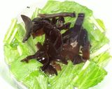生きくらげとかぶの葉の簡単中華スープ作り方1写真