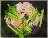 菜花と豚肉の芝麻醤（ゴマペースト）炒め作り方1写真