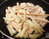 しっとり！胸肉とじゃがいも炒め作り方3写真