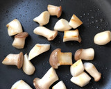 簡単♪厚揚げとしめじの生姜甘辛炒め作り方4写真