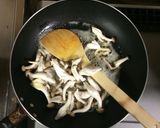 超簡単☆濃厚!クリーミー舞茸きのこうどん作り方2写真