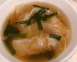 餃子の皮で手作り、鶏挽ワンタンにらスープ作り方7写真