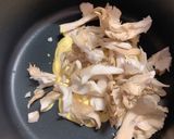 洗い物フラインパンだけ！舞茸マヨ醤油作り方3写真