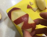 ポケモン☆ピカチュウ〜りんごの飾り切り作り方6写真