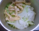 新玉ねぎと、春キャベツの味噌汁♪作り方2写真