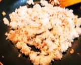 材料2つ!シーチキンチャーハン作り方2写真