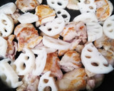 簡単！鶏もも肉とれんこんの甘辛炒め作り方3写真