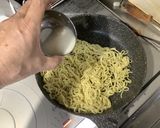 味噌ダレと親鳥が決めて　蒜山焼きそば作り方6写真