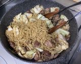 味噌ダレと親鳥が決めて　蒜山焼きそば作り方14写真