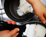 風邪にはこれ！食がススムたまごがゆ作り方1写真