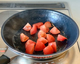 ジュワ旨♪【豚とトマトの甘醤油炒め】作り方5写真