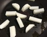 2回目の豆苗！長芋と豚コマ塩胡椒炒め♩作り方3写真