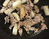 2回目の豆苗！長芋と豚コマ塩胡椒炒め♩作り方5写真