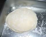 皮も簡単手作り♪もっちもち☆羽付き餃子作り方7写真