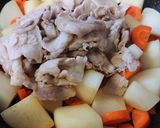 大根&人参&豚バラ肉のほっこり煮物作り方9写真