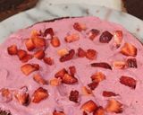 カシスとチョコの4段ネイキッドケーキ作り方40写真