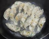 餃子(鉄フライパン)作り方12写真