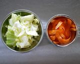 作り置き、春キャベツと人参のレンジサラダ作り方1写真