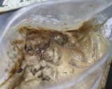 自家製にんにく醬油に漬け込んだ黒から揚げ作り方2写真