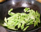 菜の花としいたけのシンプル炒め作り方2写真